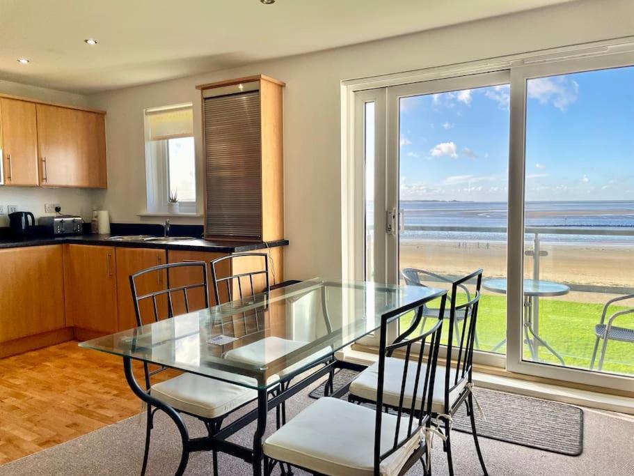 Beachfront Bliss With Spectacular Views Лланелли Экстерьер фото